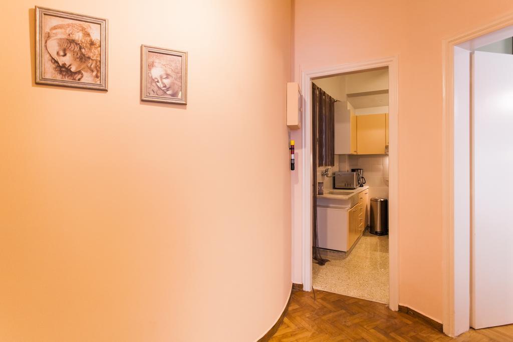 Charming Acropolis Metro Station Apartment, Clean And Cozy Атина Екстериор снимка